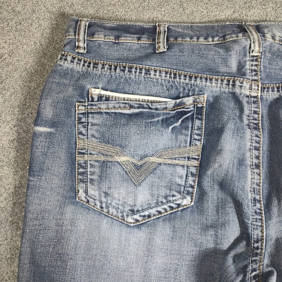 Axe & Crown Jeans Mens Size 48x32 Light Wash Denim Blue Relaxed Fit Distressed - Picture 13 of 16